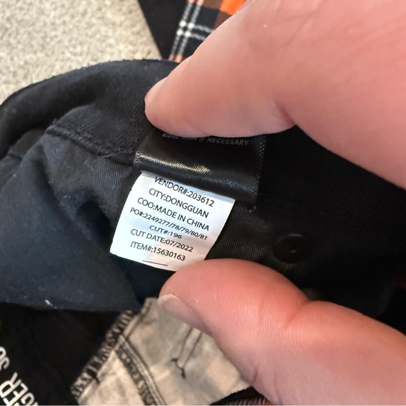 Stylish Black and Orange Plaid Men's Jeans - Picture 9 of 9